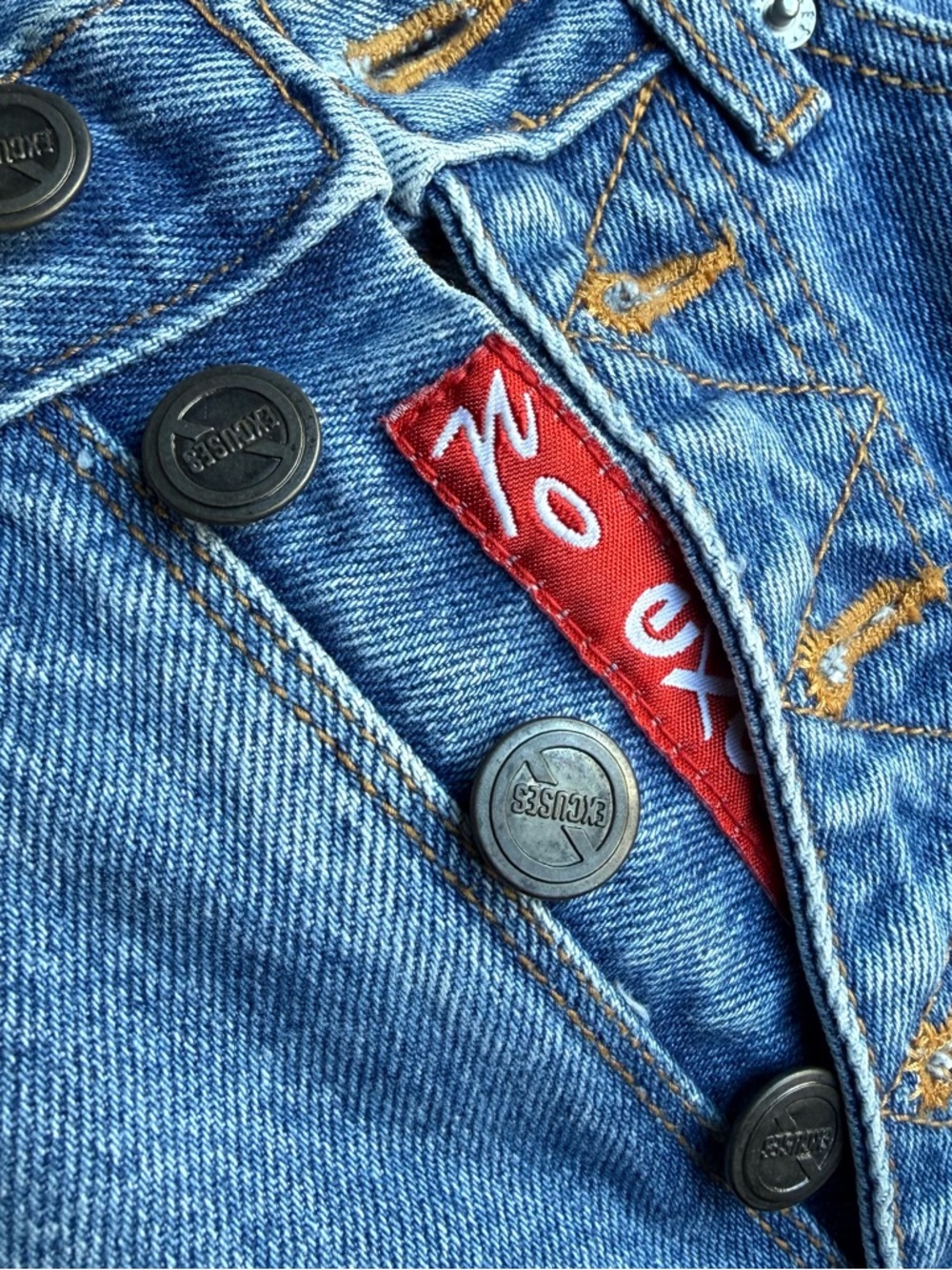 Femme Fatale Vintage 90’s No Excuses - Taper High Rise Mom Jeans - Women’s 4